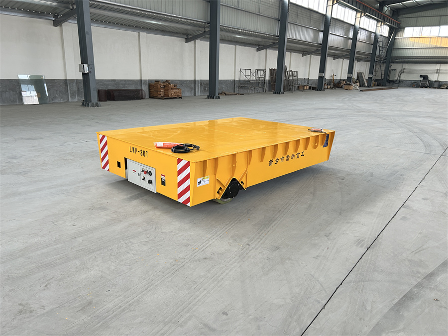 車間倉儲物料搬運(yùn)設(shè)備——無軌車